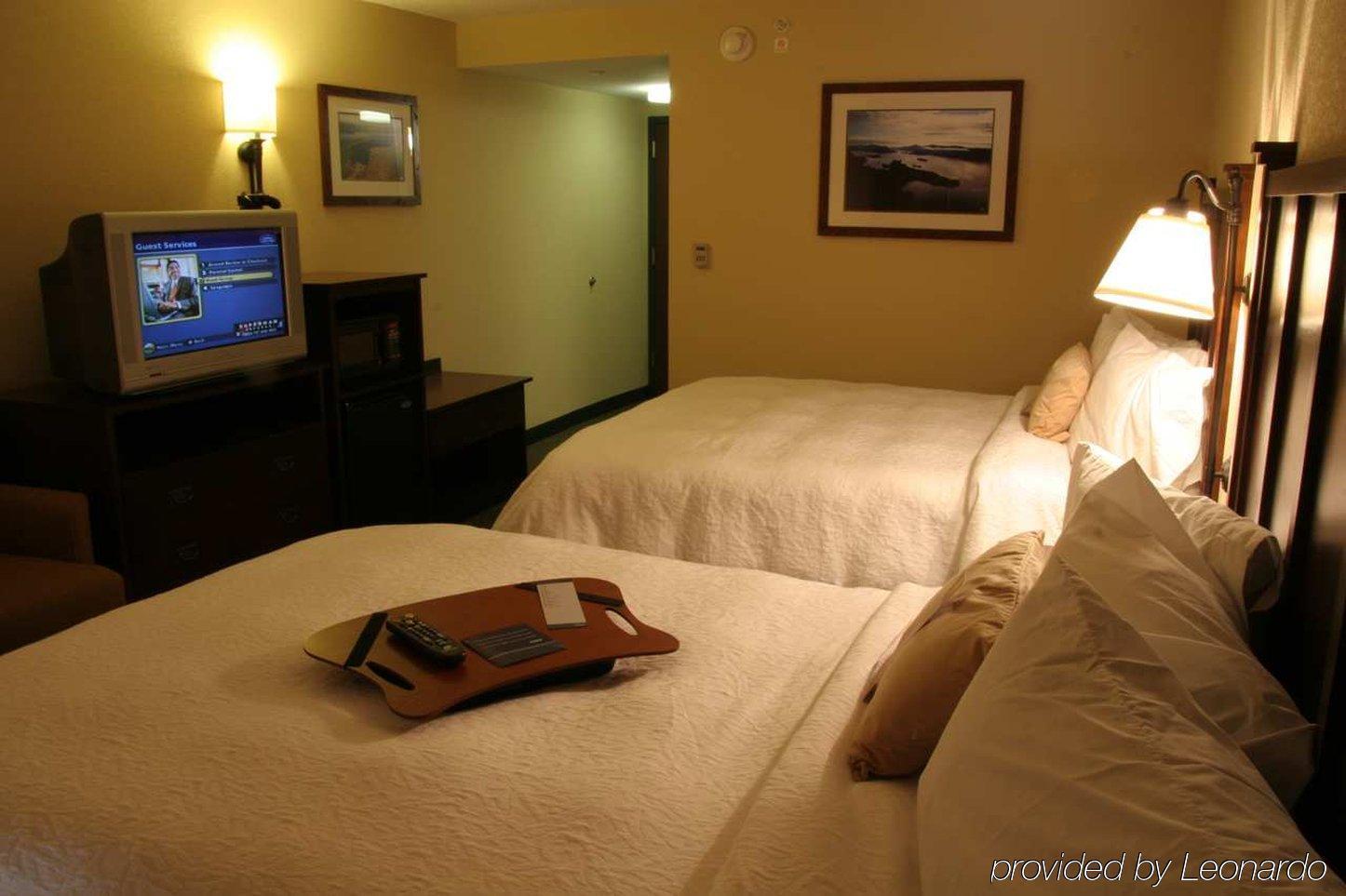 Hampton Inn&Suites Lake George Zimmer foto